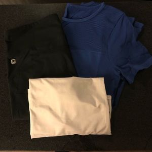 Fabletics leggings and 2 tops size M and S